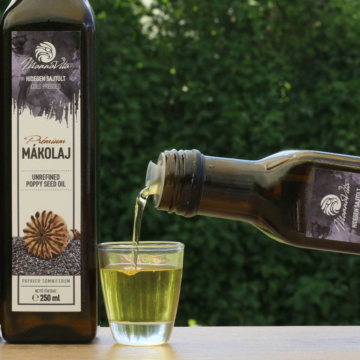 Mannavita Huile de graines de pavot hongroise pressée à froid • 250 ml